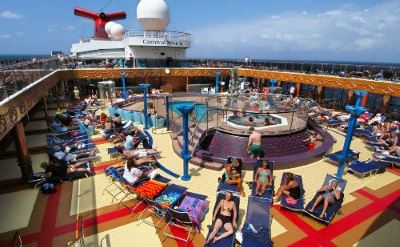 Carnival Miracle pool deck